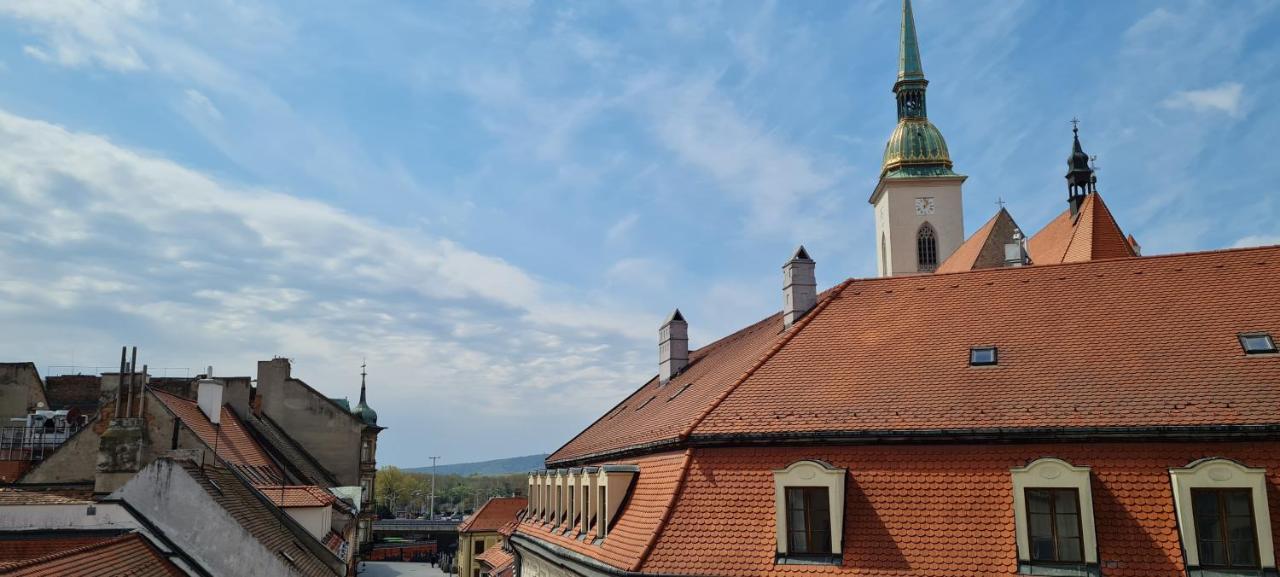 Extralarge Queen Room In The Heart Of Bratislava With Terrace Eksteriør billede