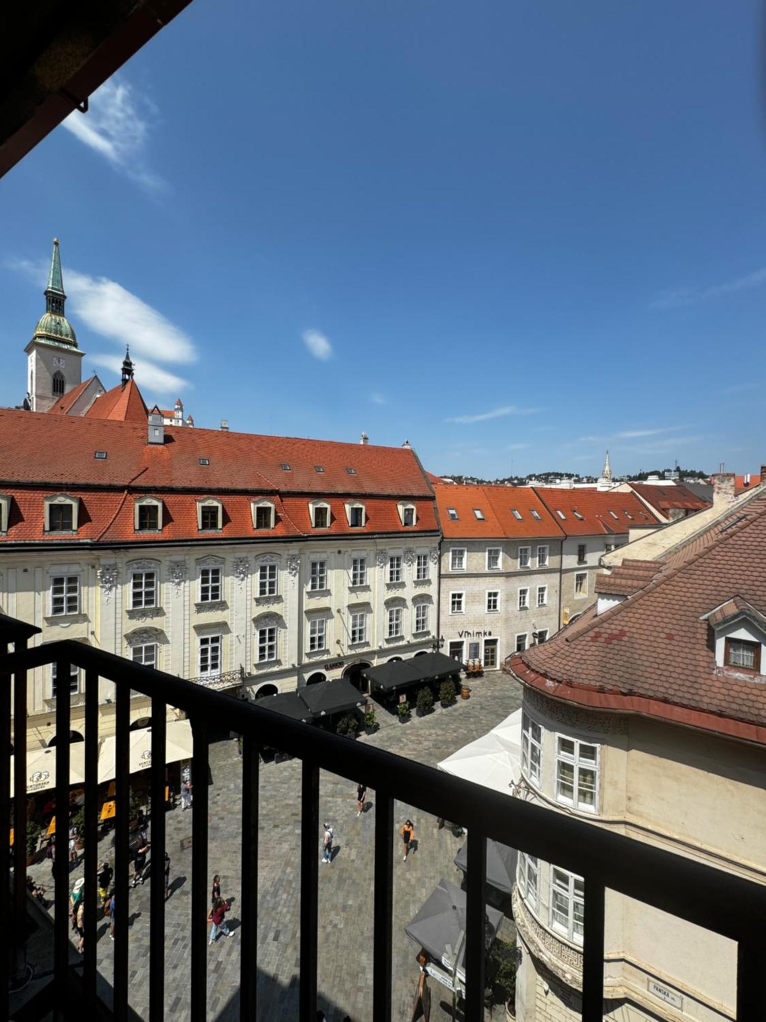 Extralarge Queen Room In The Heart Of Bratislava With Terrace Eksteriør billede